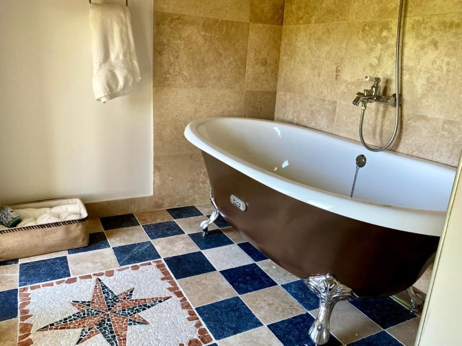 La Reserve Du Chateau De Roques Puisseguin Eksteriør billede